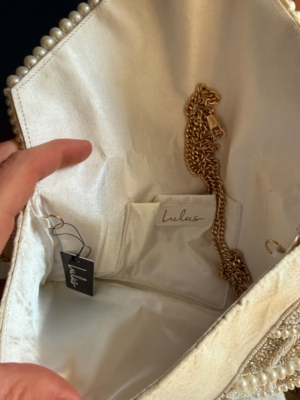 Lulu’s Beaded Pearl Embellished Clutch - Ivory/White/Gold - Picture 3 of 4